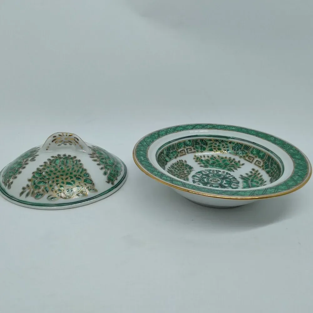 Chinoiserie Fitzhugh Pattern Green And Gold 6 1/4